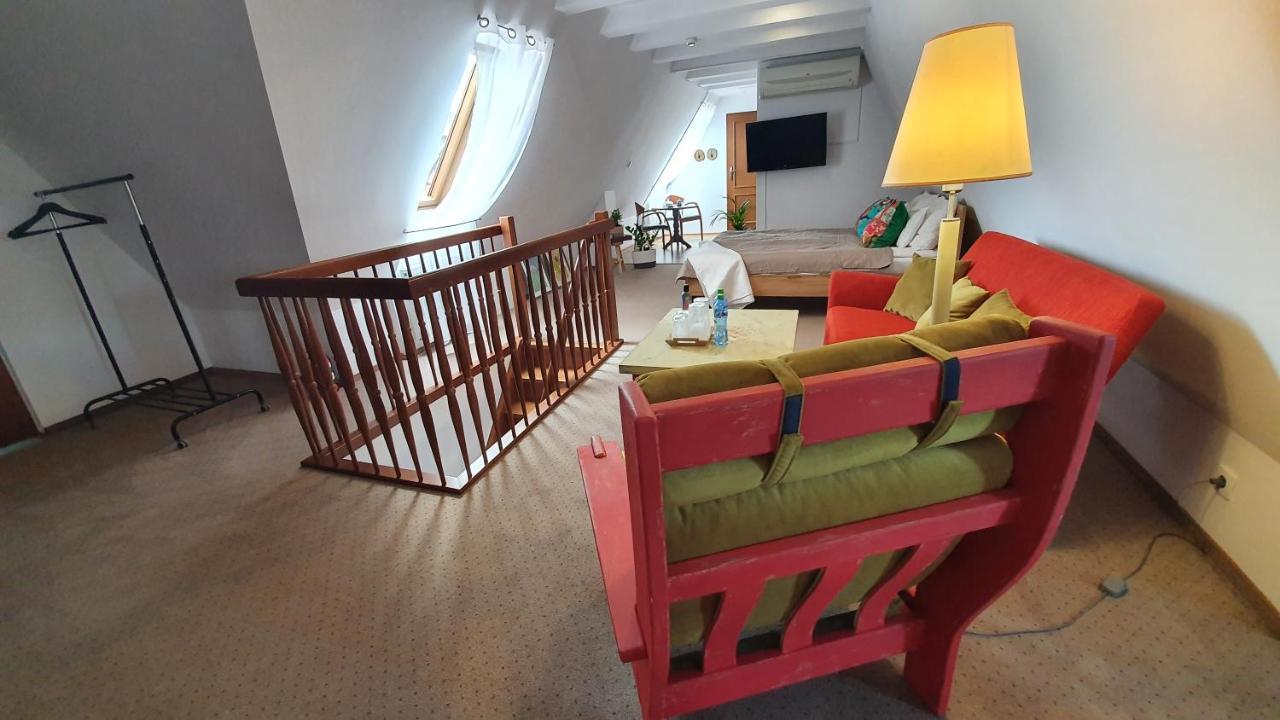 Hotel Siesta Świebodzin Eksteriør billede