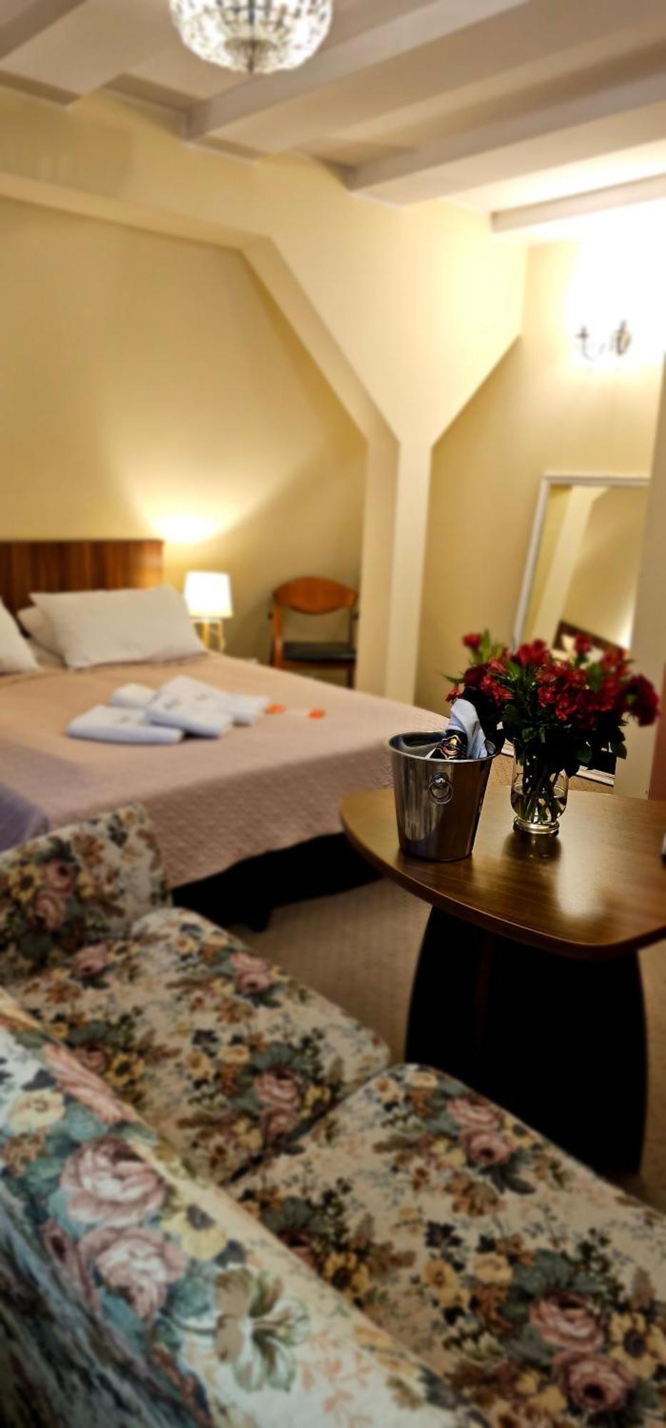 Hotel Siesta Świebodzin Eksteriør billede