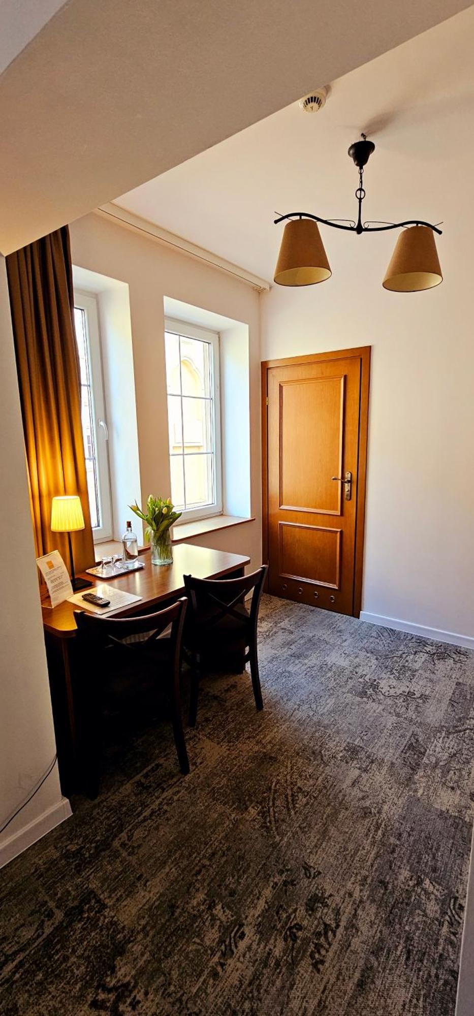 Hotel Siesta Świebodzin Eksteriør billede